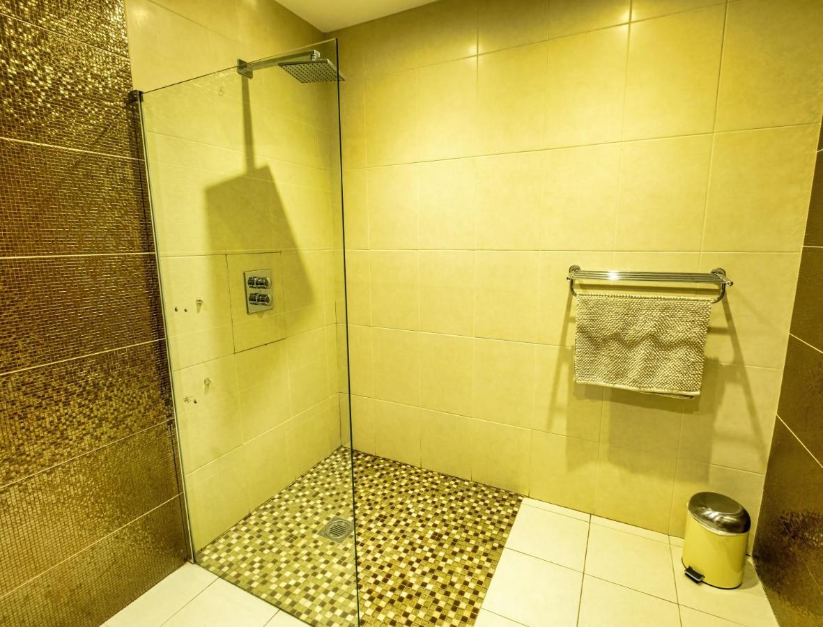 House By The Sea & Golf Course Villa Енискроун Екстериор снимка